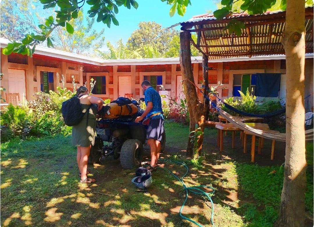 Rustic House Hostel Moyogalpa Εξωτερικό φωτογραφία